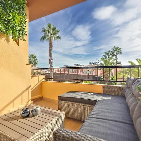 Estrella Con Vistas A La Piscina Daire *