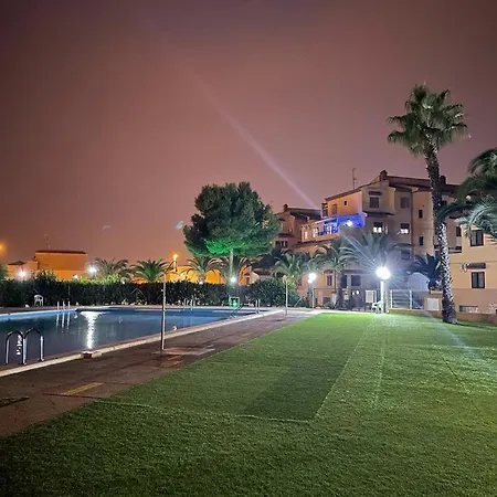 Estrella Con Vistas A La Piscina * 托雷维耶哈